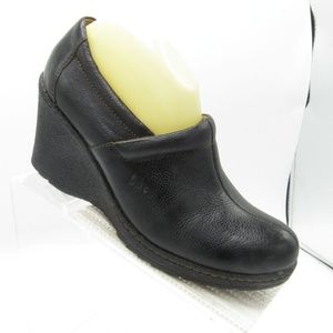 Born Concept CIGI12 Size 8.5 M/EU 40 Clogs R1 B6